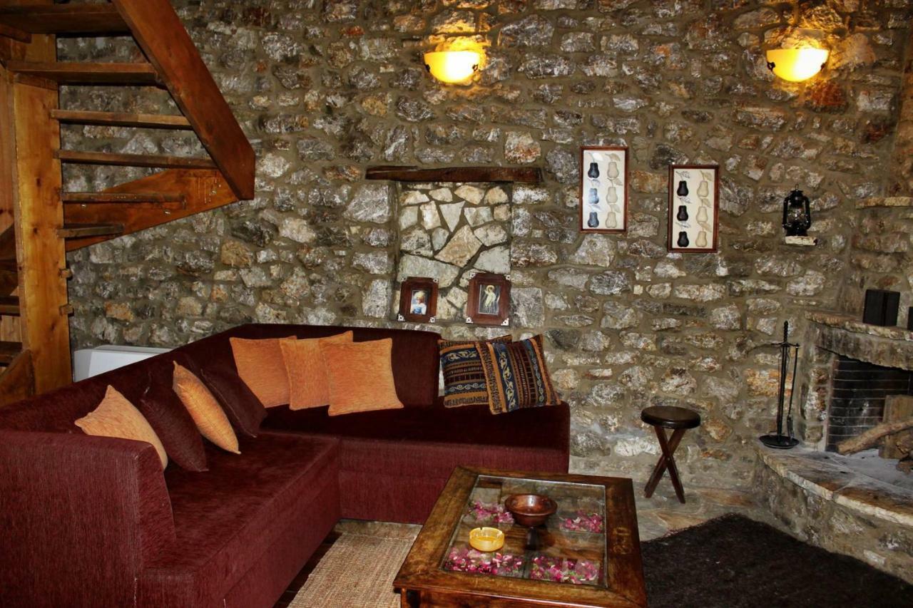 Petrina Theohari Villa Lekhouri Bagian luar foto